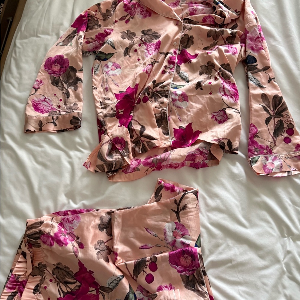 Victoria’s Secret Floral Pink and Cream Pajama Set. Large long